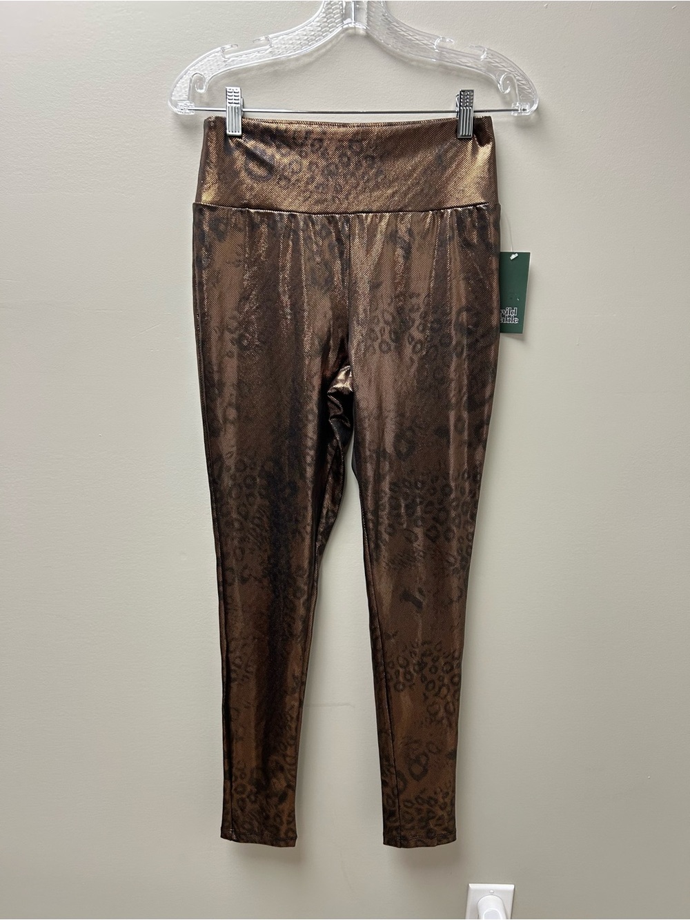 Wild Fable Women’s Metallic Leopard Print Leggings